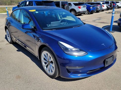 Used 2022 Tesla Model 3 Long Range AWD/4WD image 13