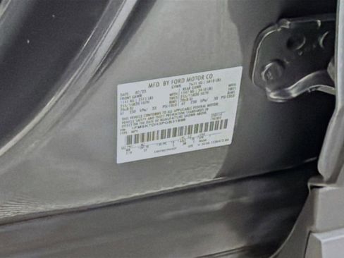 Used 2023 Ford Explorer XLT w/ Equipment Group 202A image 35