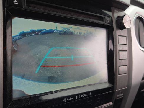 Used 2016 Toyota Tundra image 19