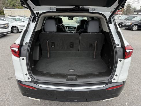 Used 2019 Buick Enclave Essence AWD/4WD image 27