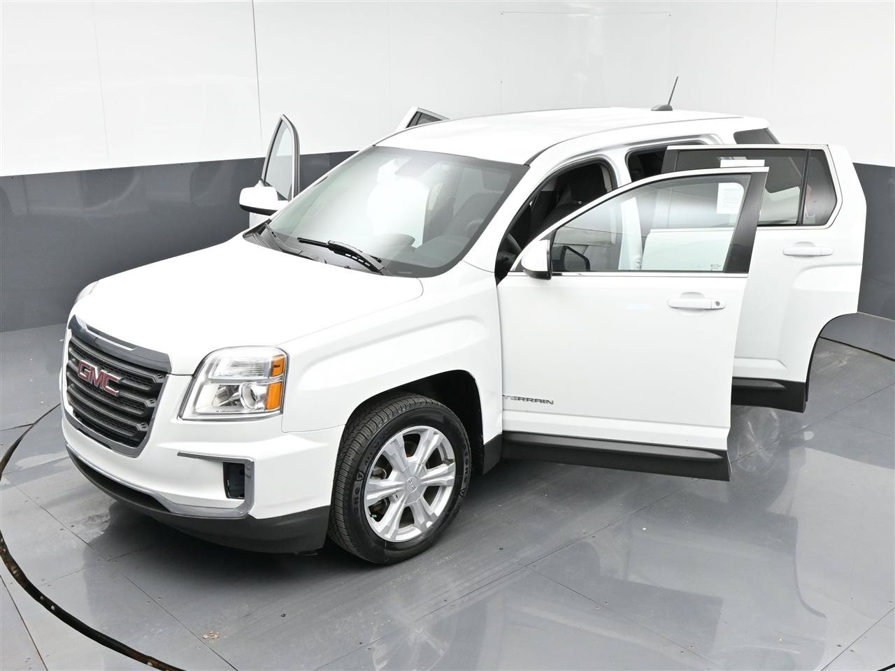 Used 2017 GMC Terrain SLE FWD image 39