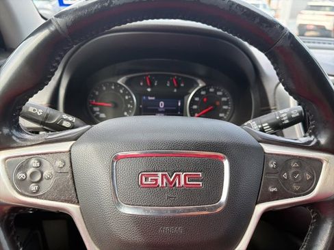 Used 2020 GMC Terrain SLE w/ Elevation Edition image 12