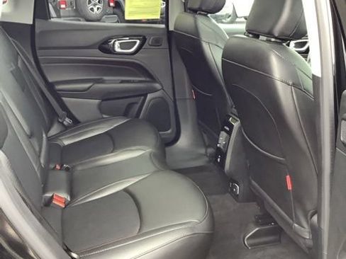 Certified 2022 Jeep Compass Trailhawk w/ Sun and Sound Group AWD/4WD image 21