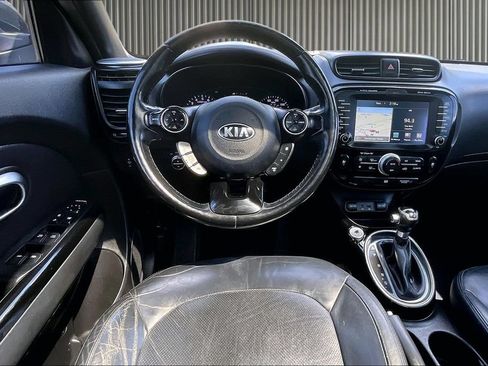 Used 2014 Kia Soul ! w/ Sun & Sound Package FWD image 6