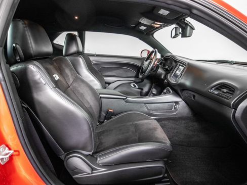 Used 2022 Dodge Challenger R/T Scat Pack w/ T/A Package RWD image 10