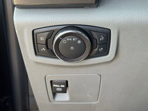 Used 2018 Ford F150 XLT image 18