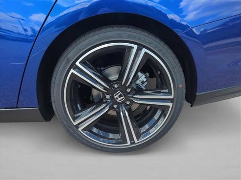 Certified 2025 Honda Accord Sport image 15