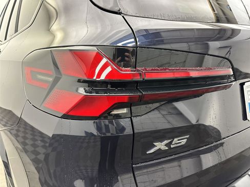 New 2026 BMW X5 xDrive40i w/ M Sport Package image 19