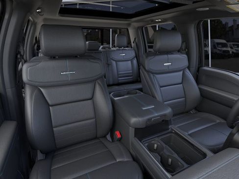 New 2026 Ford F250 Platinum image 10