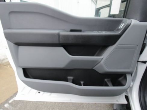 Used 2024 Ford F550 4x4 Regular Cab Super Duty image 18