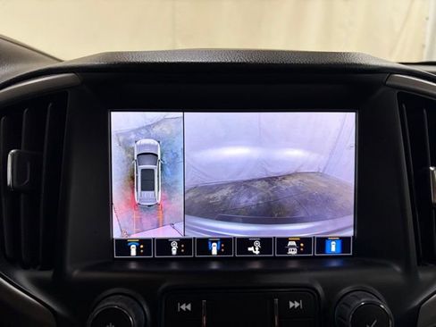 Used 2024 GMC Terrain AT4 w/ Tech Package AWD/4WD image 71