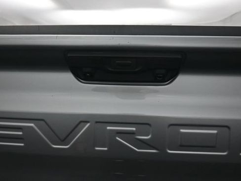 Used 2025 Chevrolet Silverado 1500 LTZ AWD/4WD image 25