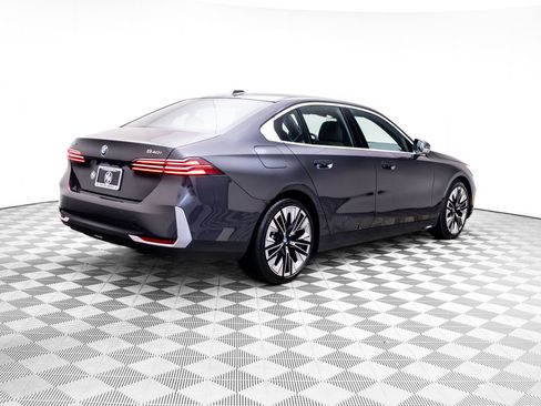 Certified 2026 BMW 540i xDrive AWD/4WD image 5