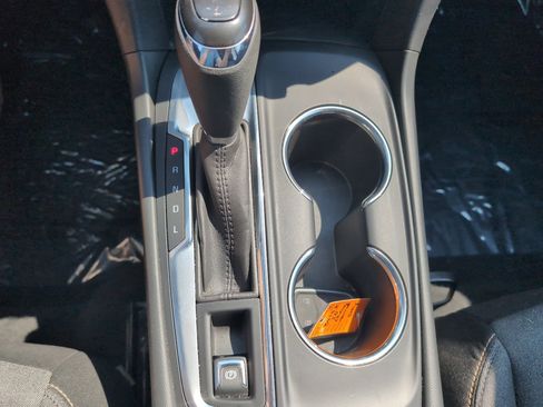 Used 2020 Chevrolet Equinox LT image 22