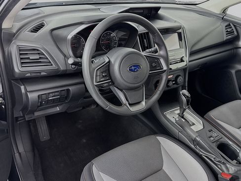 Used 2018 Subaru Crosstrek 2.0i Premium w/ Popular Package #2 AWD/4WD image 9