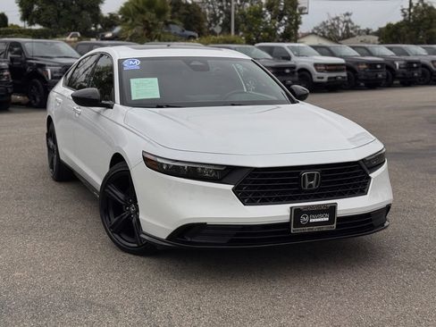 Used 2023 Honda Accord Sport image 2