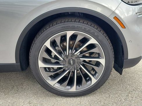 Certified 2020 Lincoln Aviator Reserve w/ Equipment Group 202A AWD/4WD image 12