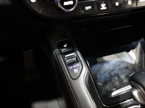 Used 2022 Kia Telluride SX w/ SX Prestige Package AWD/4WD image 31
