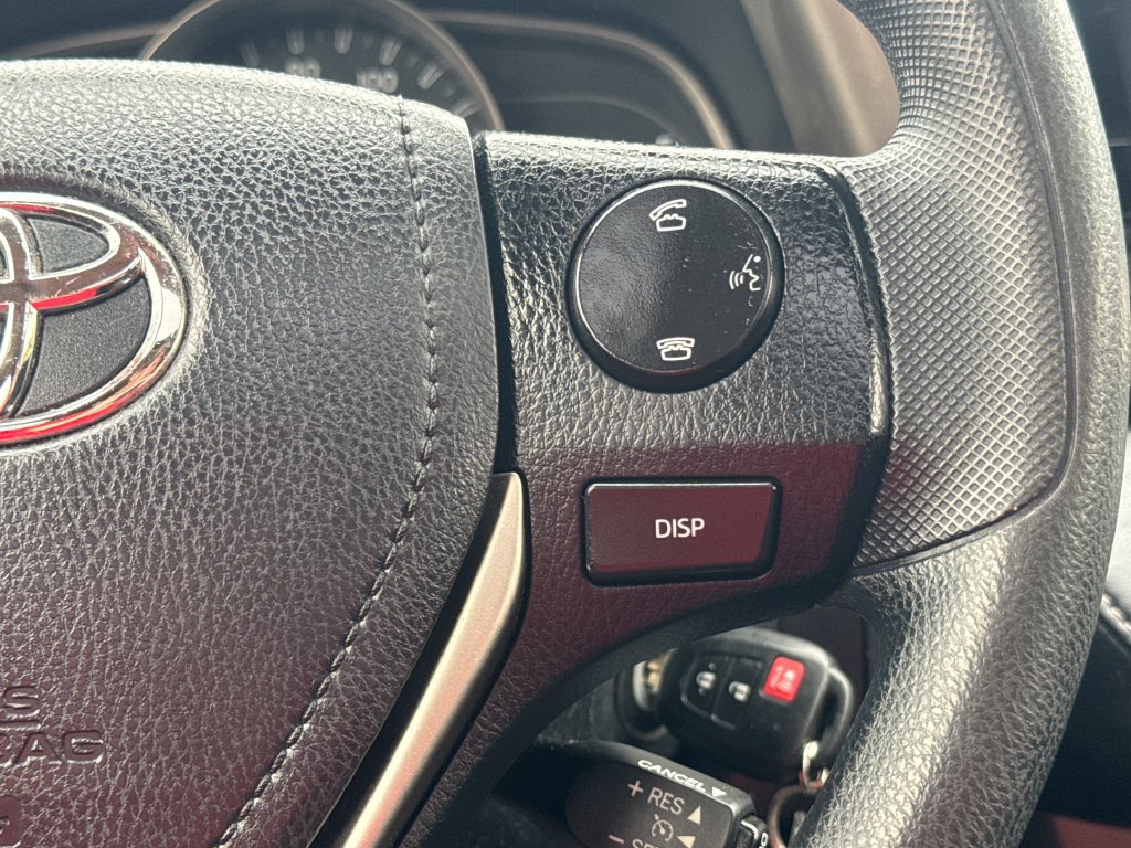 Used 2015 Toyota RAV4 XLE AWD/4WD image 20