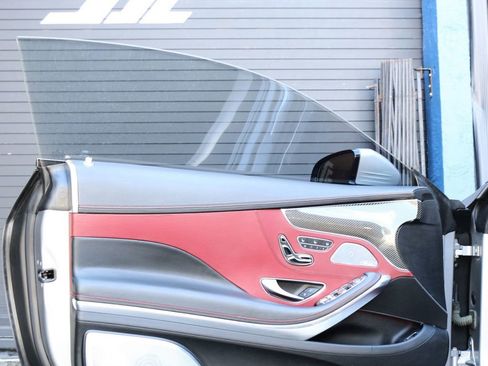 Used 2015 Mercedes-Benz S 63 AMG 4MATIC Coupe image 18