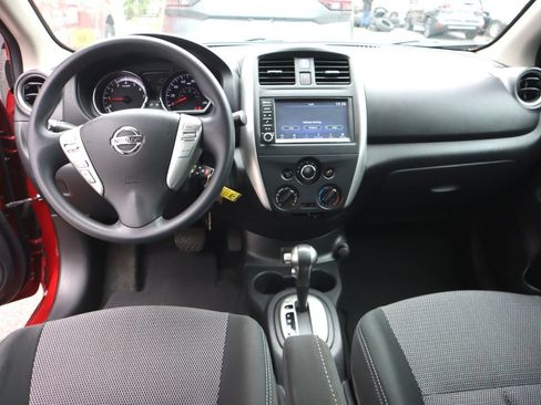 Used 2019 Nissan Versa SV FWD image 18