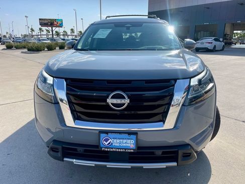 Certified 2024 Nissan Pathfinder Platinum w/ Cargo Package FWD image 2