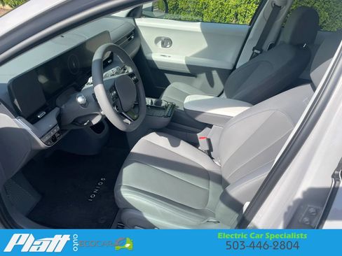 Used 2025 Hyundai Ioniq 5 SEL AWD/4WD image 22