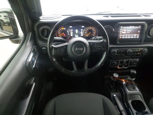 Used 2021 Jeep Wrangler Unlimited Sport AWD/4WD image 18