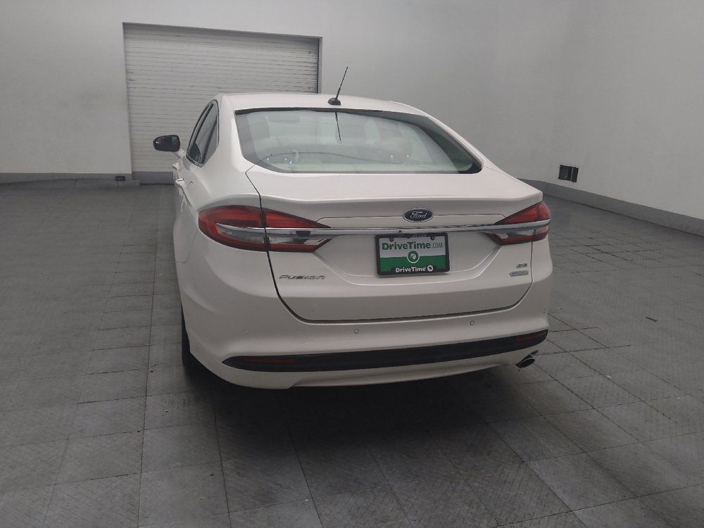Used 2018 Ford Fusion SE w/ Fusion SE Technology Package FWD image 6