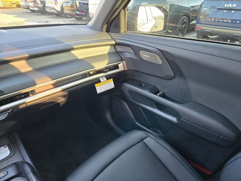 New 2027 Kia Telluride LX image 11