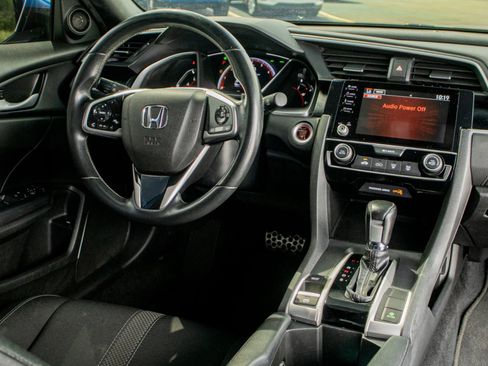 Used 2020 Honda Civic Sport image 21