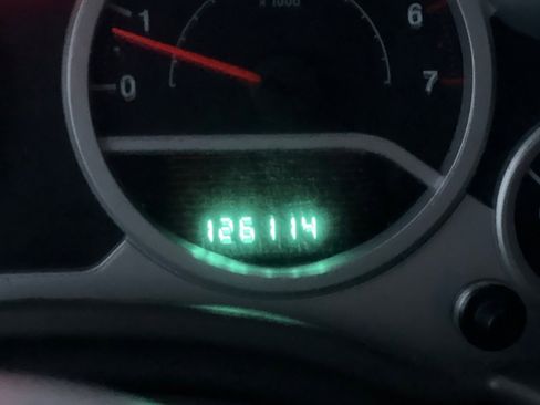 Used 2010 Jeep Wrangler Rubicon w/ PWR Convenience Group image 23