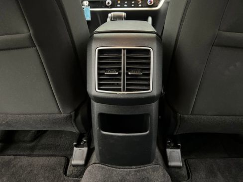 Used 2024 Kia Sportage LX image 21