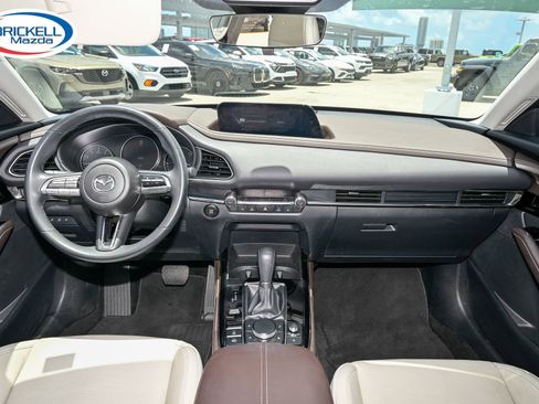 Used 2023 MAZDA CX-30 AWD 2.5 S w/ Premium Package image 8
