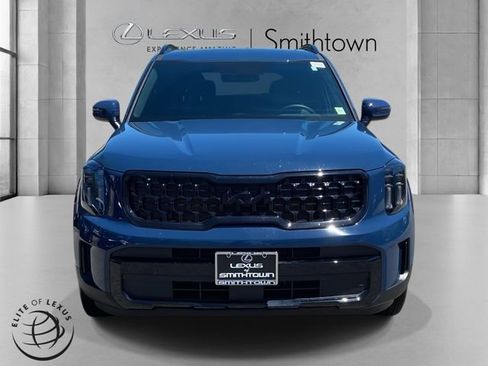 Used 2025 Kia Telluride EX X-Line AWD/4WD image 2