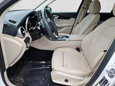 Used 2019 Mercedes-Benz GLC 300 image 16