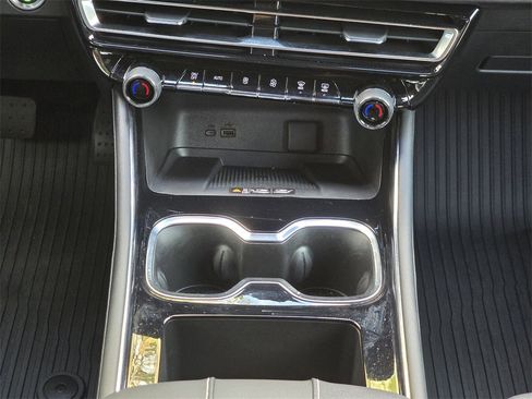 Certified 2026 Chevrolet Traverse LT w/ Enhanced Driving Package image 26