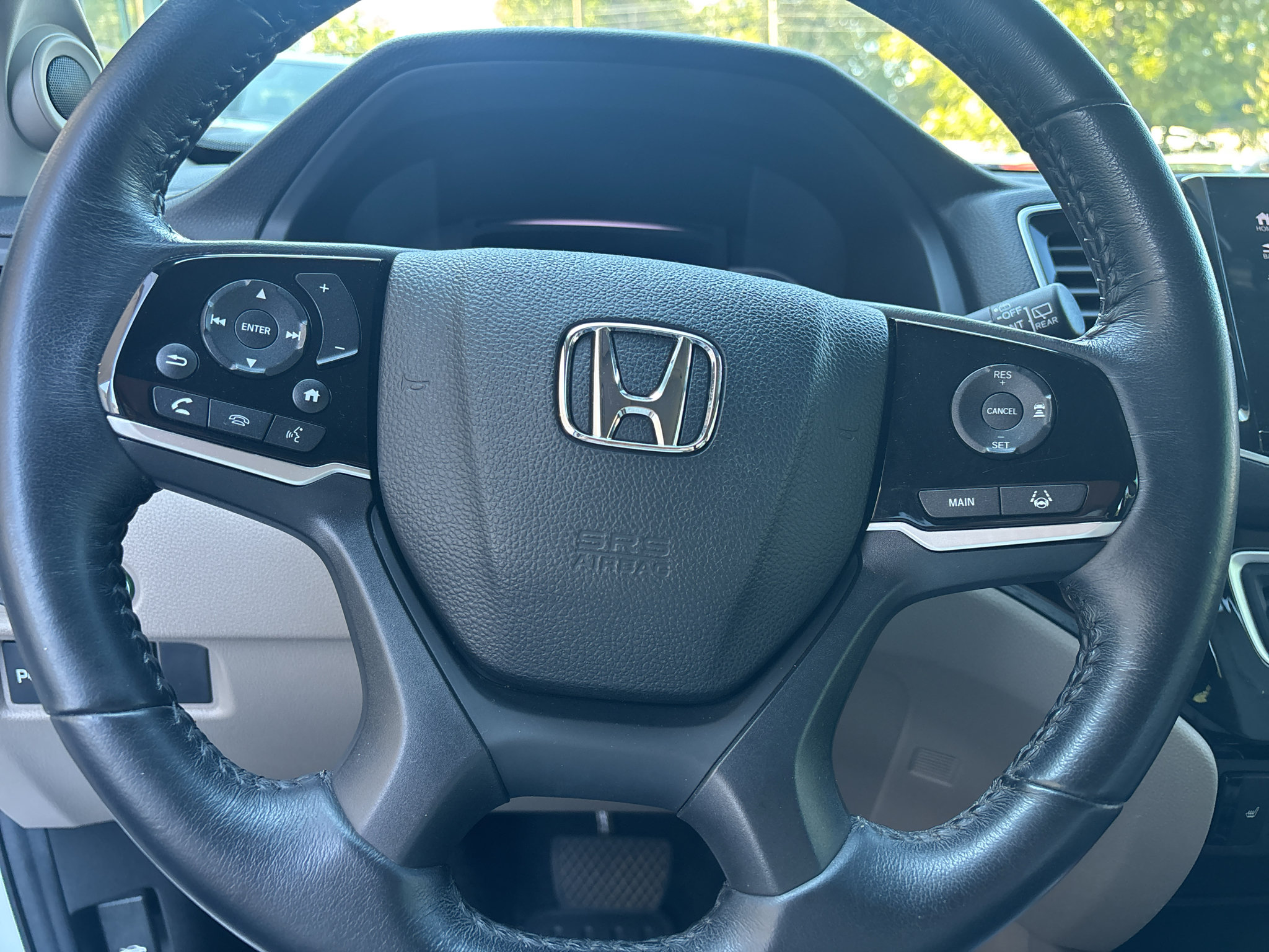Used 2021 Honda Pilot Touring image 9