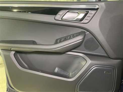 New 2026 Porsche Macan Turbo image 35
