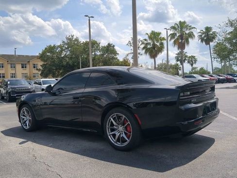 Used 2025 Dodge Charger Daytona Scat Pack w/ Track Pack AWD/4WD image 7