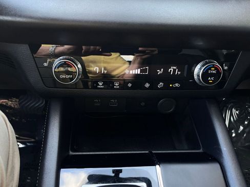 Used 2022 Mitsubishi Outlander SE image 17