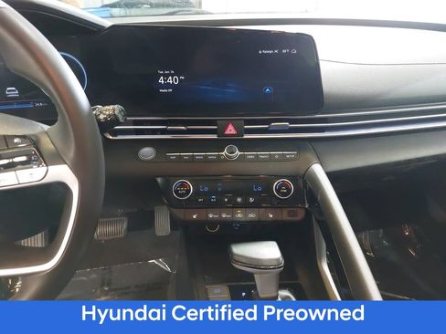 Certified 2024 Hyundai Elantra SEL w/ Convenience Package FWD image 21