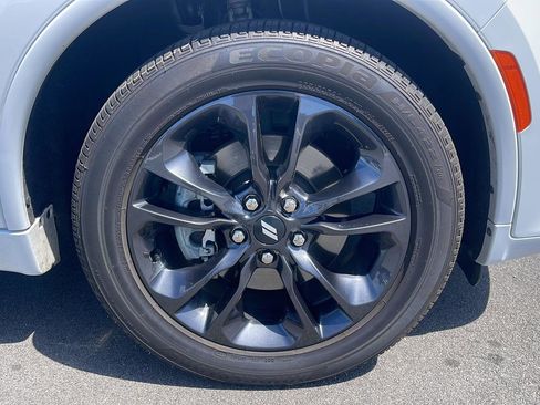 Certified 2025 Dodge Durango GT w/ Blacktop Package RWD image 9