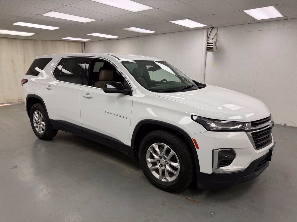 Used 2022 Chevrolet Traverse LS AWD/4WD image 8