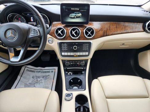 Used 2018 Mercedes-Benz GLA 250 4MATIC image 14