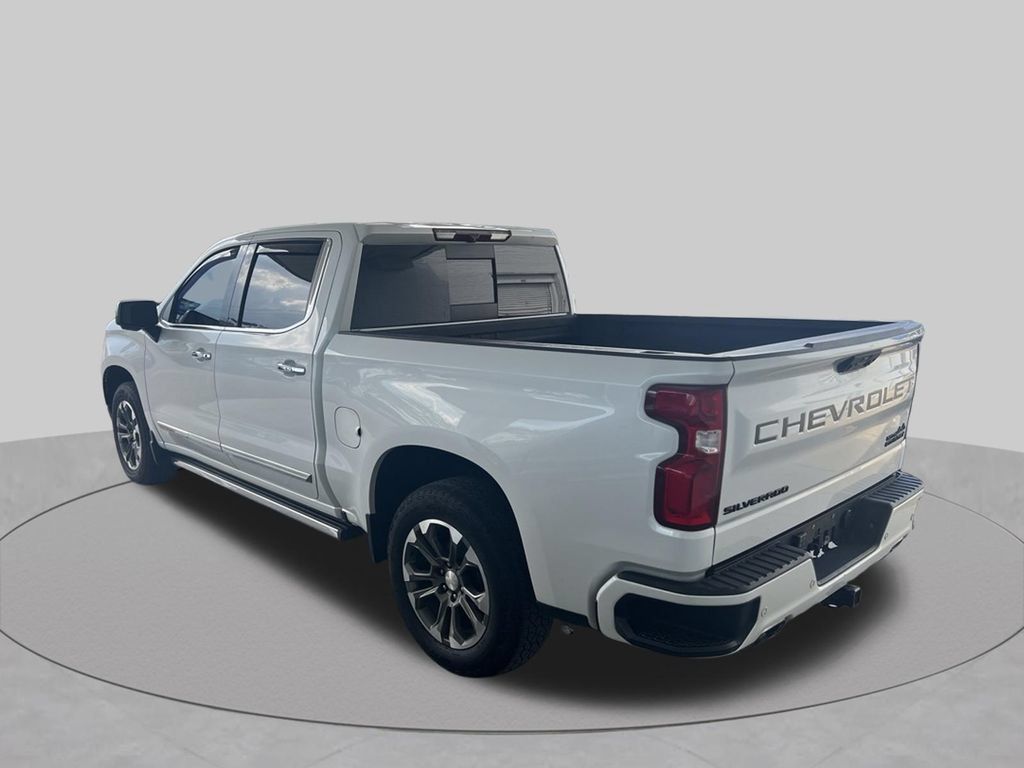 Used 2022 Chevrolet Silverado 1500 High Country w/ LPO, Dark Essentials Package AWD/4WD image 4