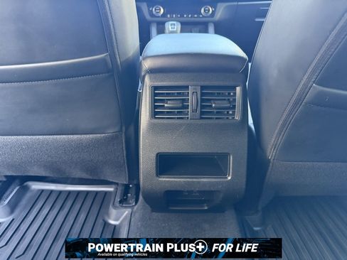 Used 2023 Mitsubishi Outlander SE Black Edition image 12