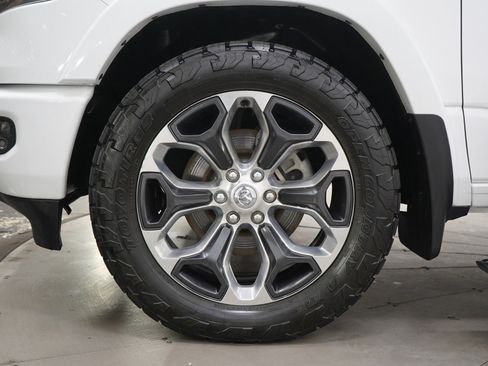 Used 2023 RAM 1500 Limited image 28