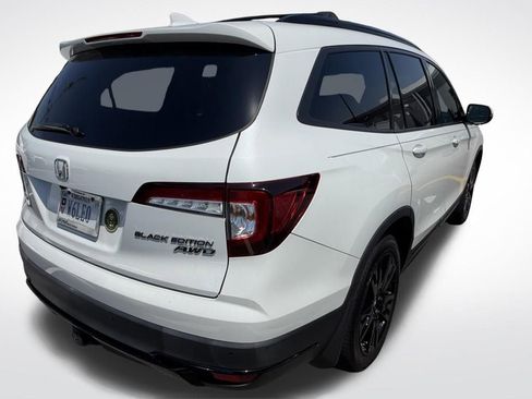Used 2021 Honda Pilot Black Edition image 3