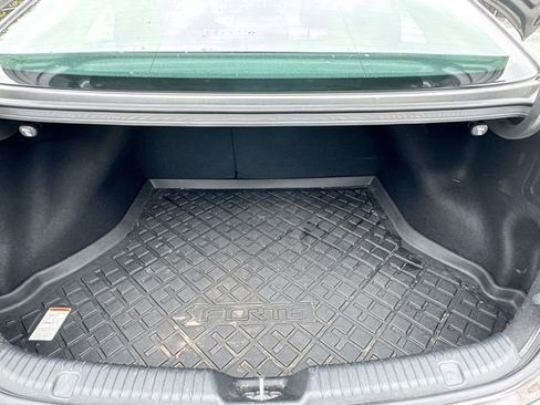 Used 2016 Kia Forte Koup EX image 19